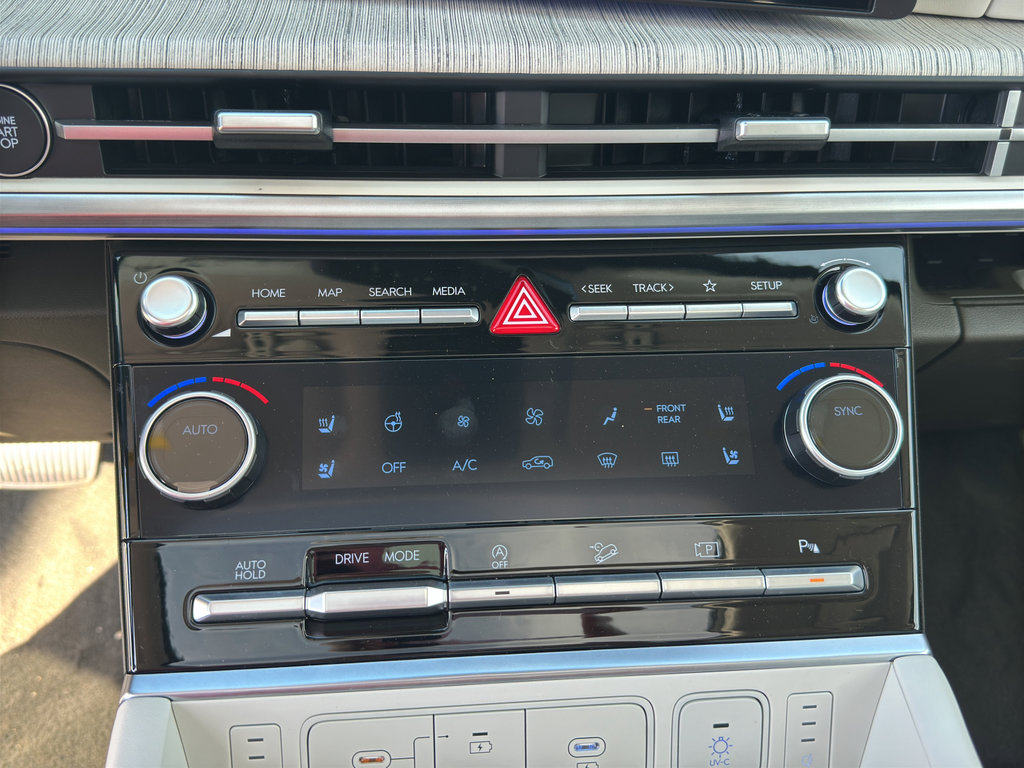 New 2025 Hyundai Santa Fe Calligraphy image 21