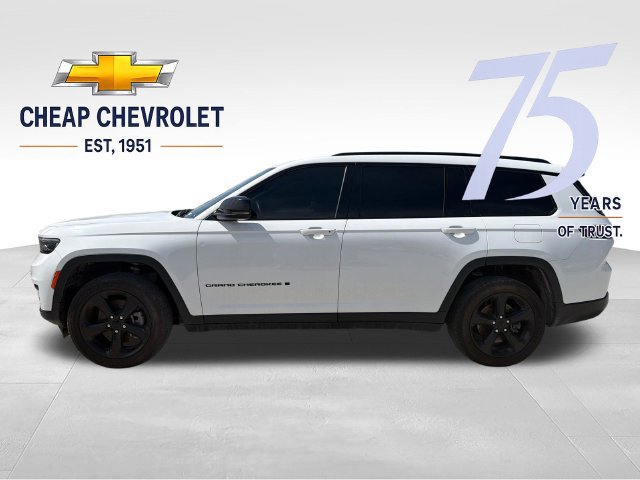 Used 2022 Jeep Grand Cherokee L Laredo AWD/4WD image 2