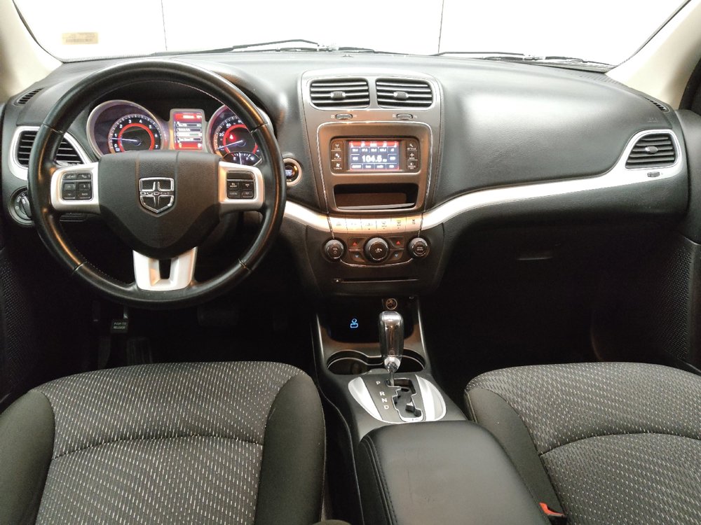 Used 2020 Dodge Journey SE w/ SE Popular Equipment Group image 22