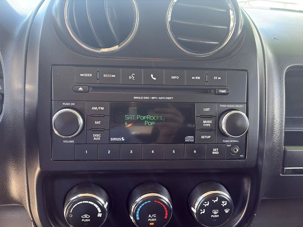 Used 2016 Jeep Patriot Sport w/ Power Value Group AWD/4WD image 24