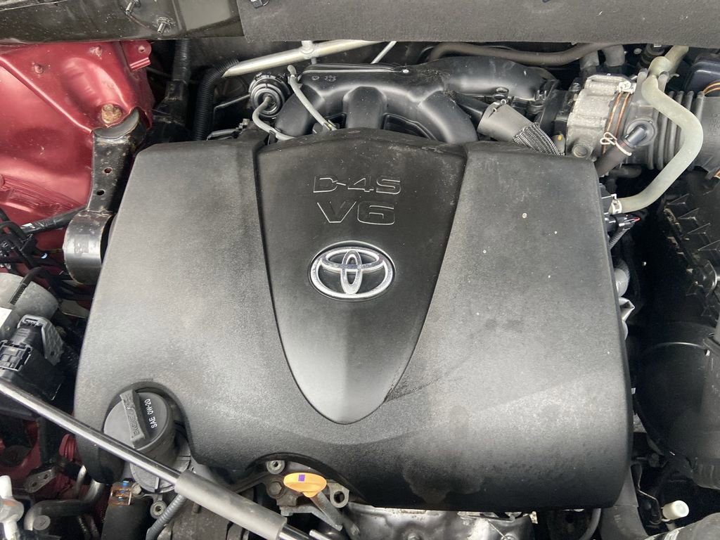 Used 2018 Toyota Highlander SE w/ Protection Package #3 image 30