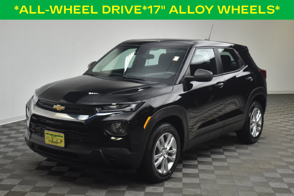 Used 2023 Chevrolet TrailBlazer LS AWD/4WD image 2