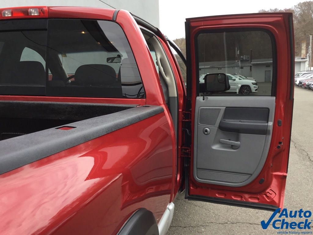 Used 2006 Dodge Ram 2500 Truck SLT AWD/4WD image 23