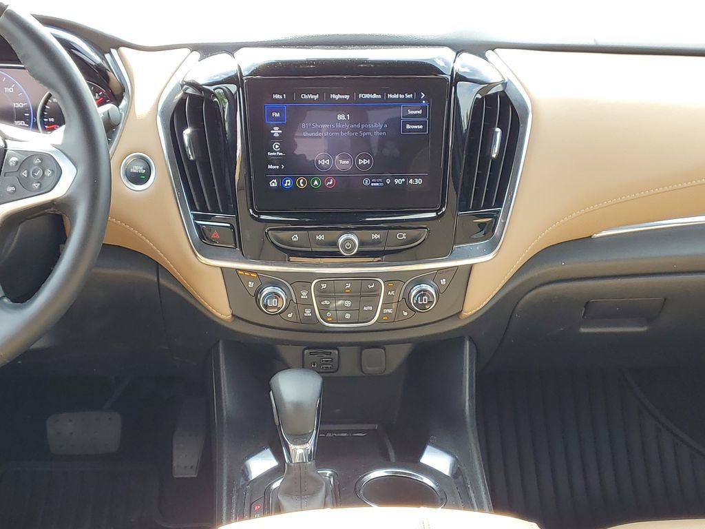 Used 2023 Chevrolet Traverse Premier AWD/4WD image 29