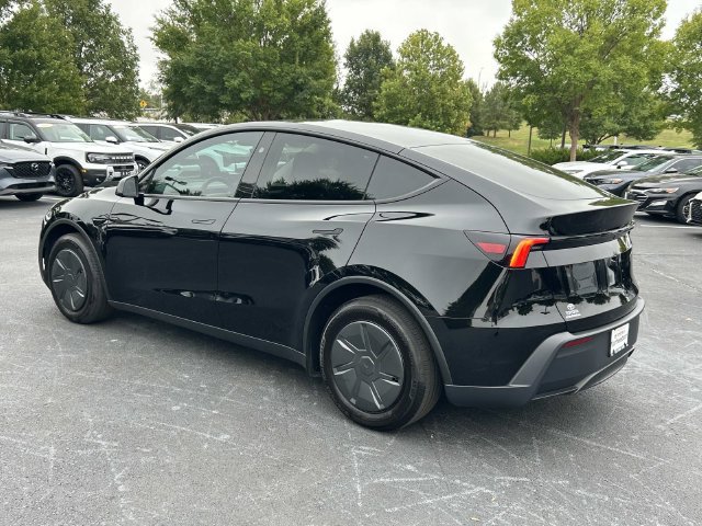 Used 2026 Tesla Model Y 2WD image 6