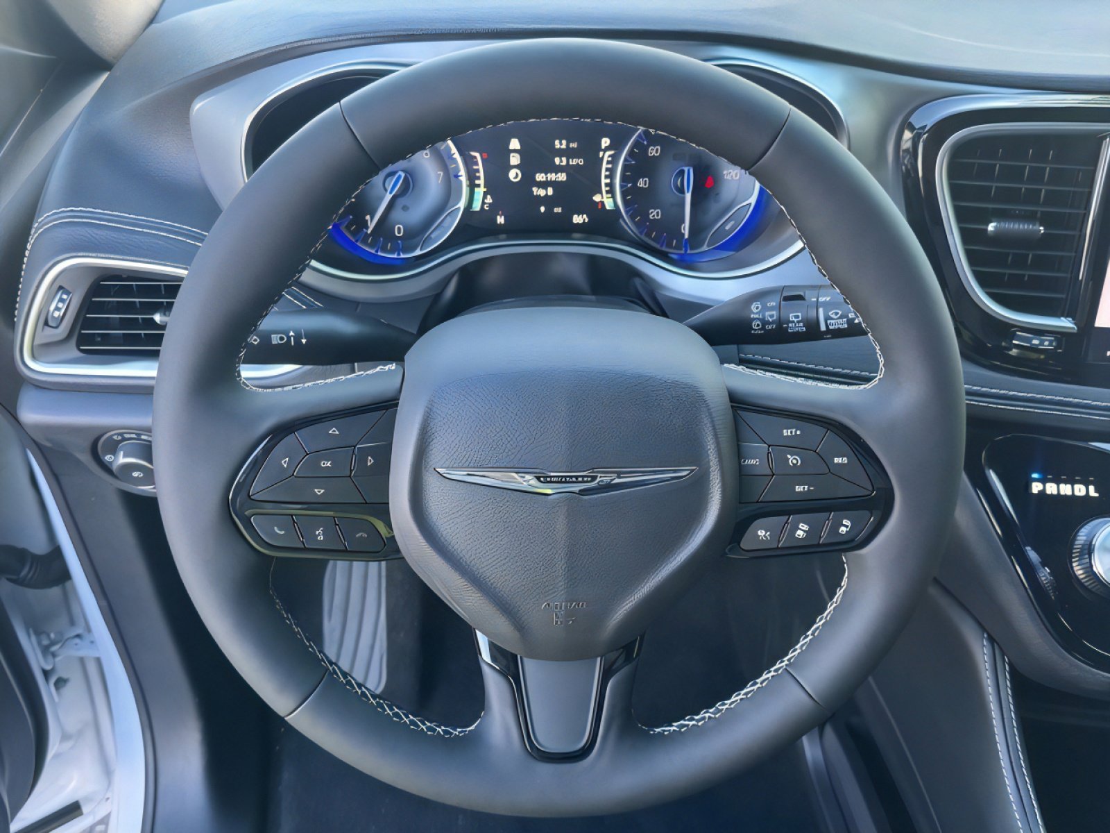 New 2026 Chrysler Pacifica Limited w/ S Appearance Package image 22