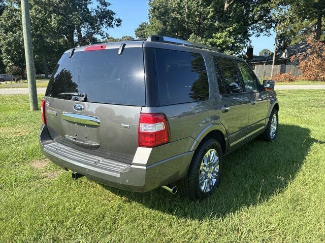Used 2013 Ford Expedition Limited AWD/4WD image 3