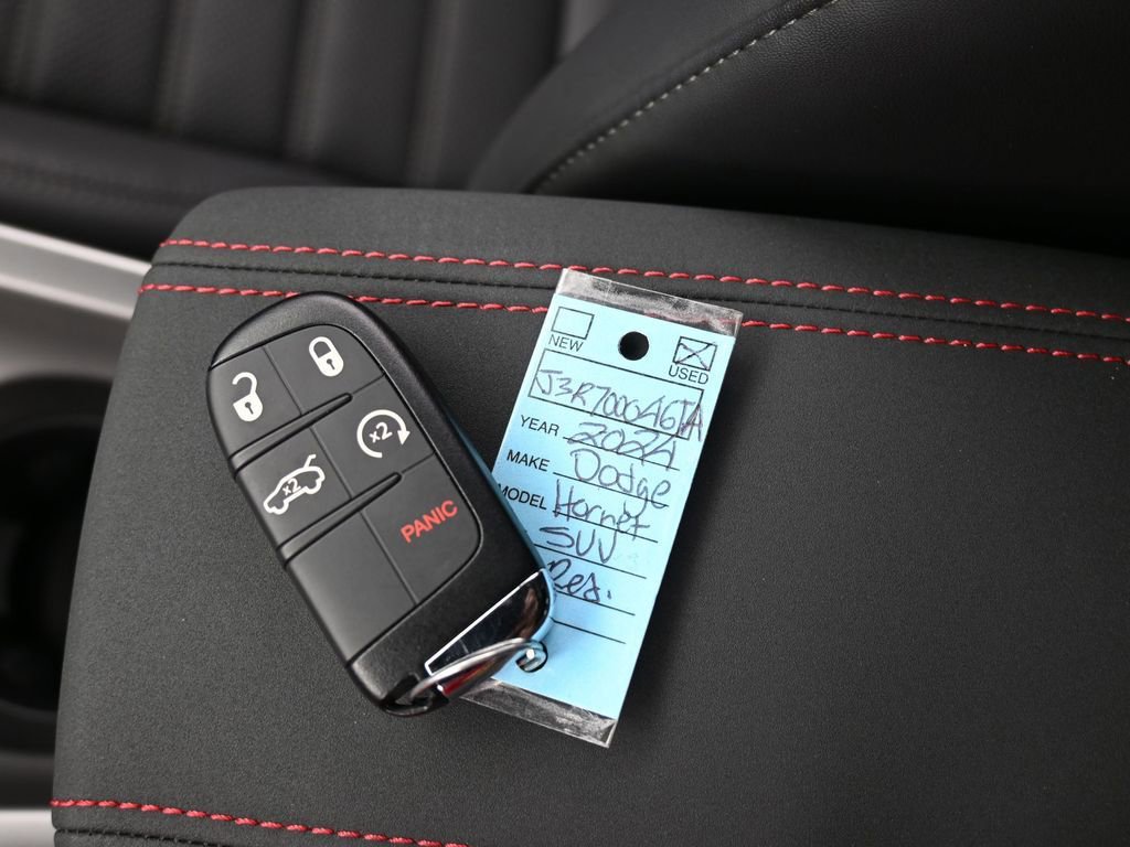 Used 2024 Dodge Hornet R/T Plus w/ R/T Blacktop Package image 20