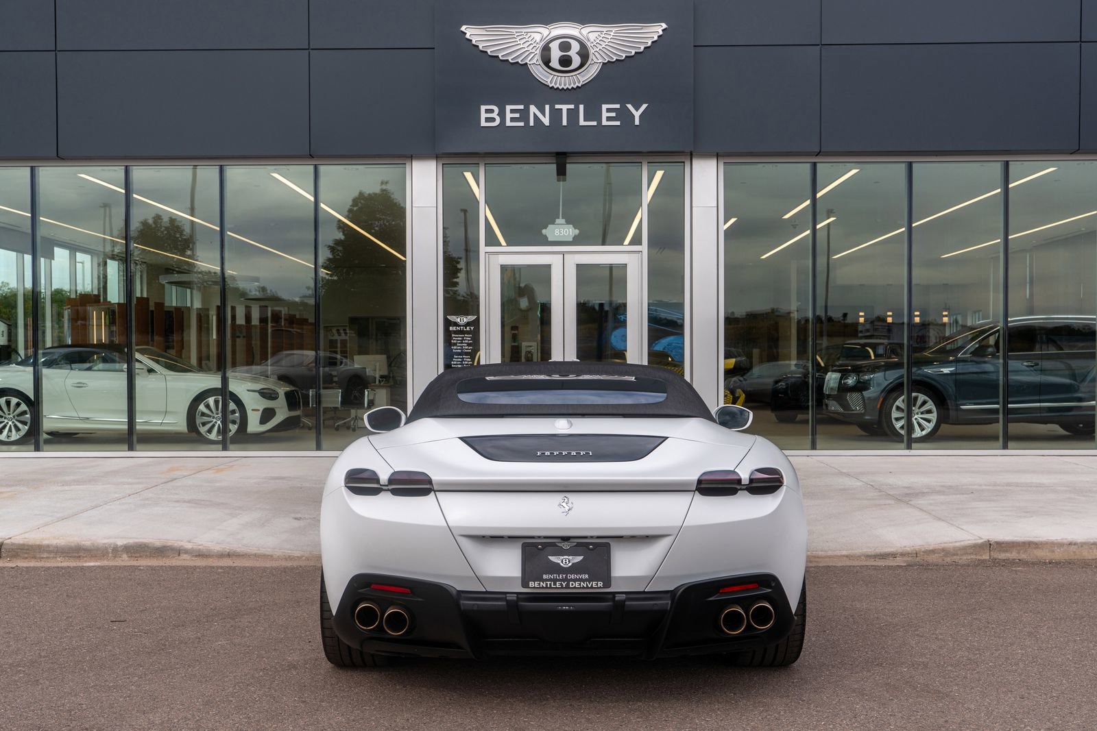 Used 2024 Ferrari Roma Spider image 18