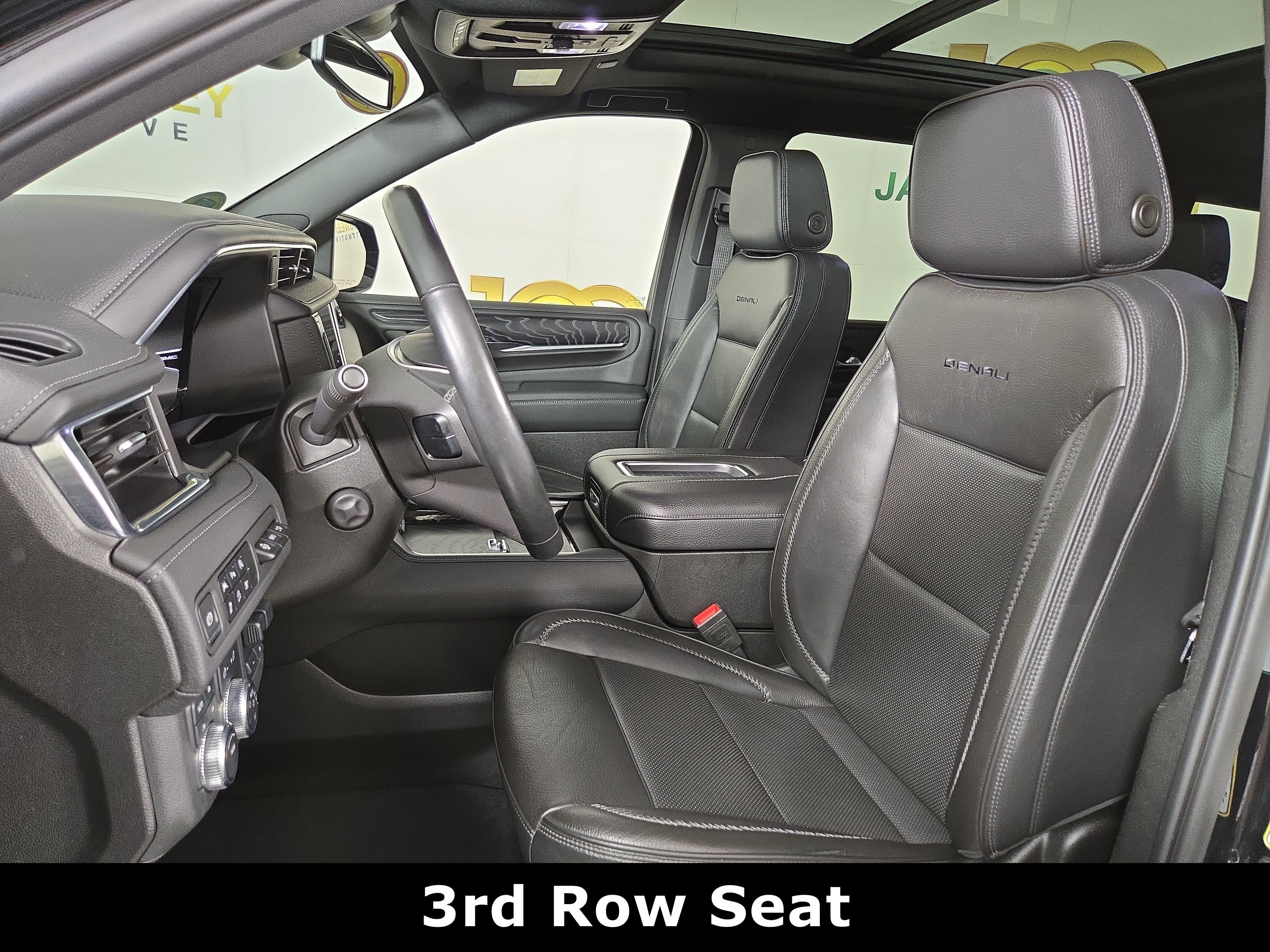 Used 2024 GMC Yukon Denali w/ Max Trailering Package AWD/4WD image 11