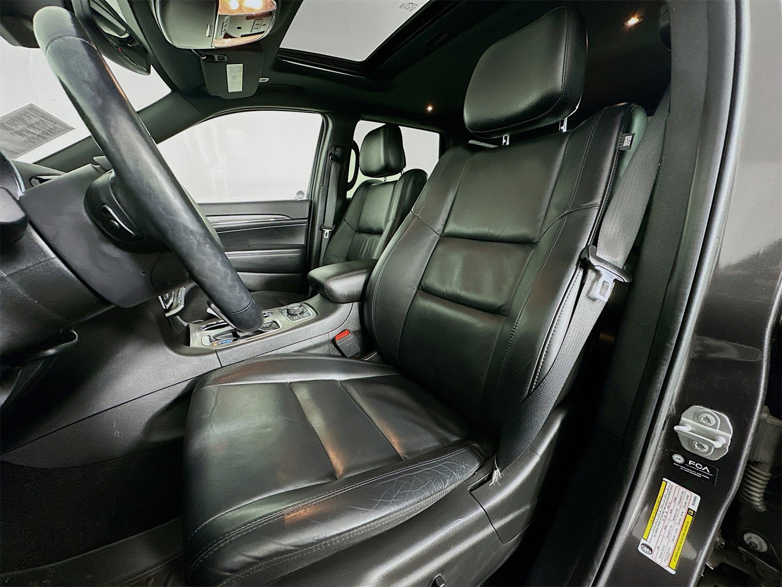 Used 2021 Jeep Grand Cherokee Limited w/ Trailer Tow Group IV image 21