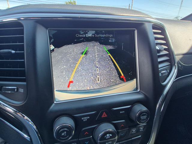 Used 2017 Jeep Grand Cherokee Trailhawk w/ Trailhawk Luxury Group AWD/4WD image 12