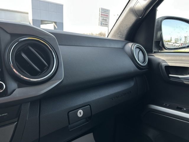 Used 2023 Toyota Tacoma TRD Off-Road w/ Advanced Technology Package image 36