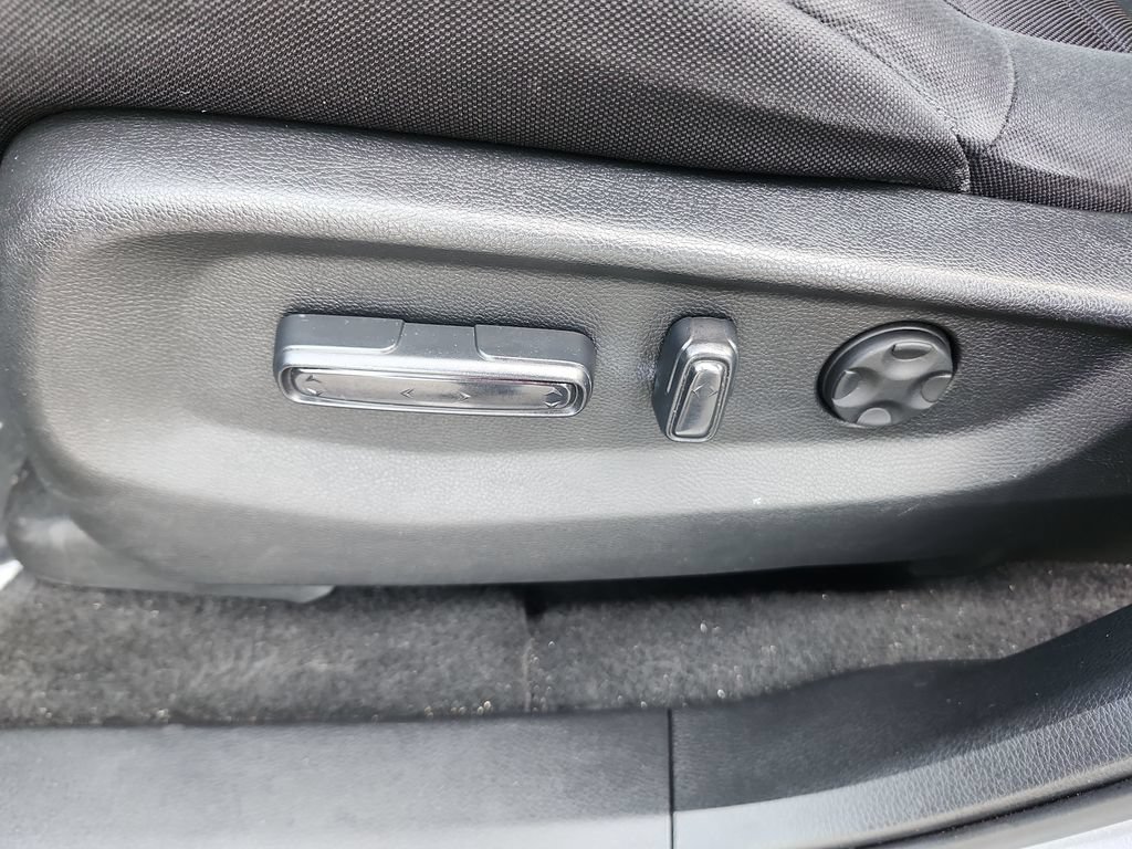Used 2020 Honda CR-V EX image 26