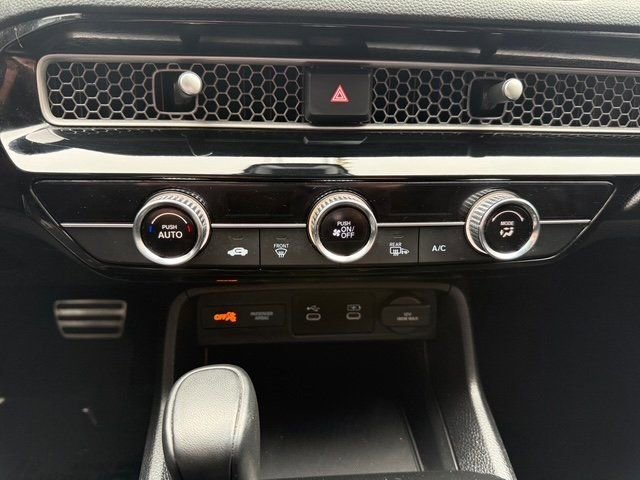 Used 2025 Honda Civic Sport image 18