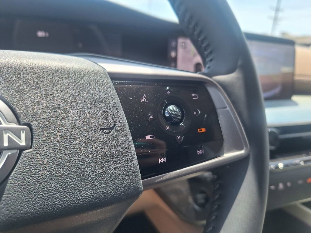 Used 2025 Nissan Murano Platinum w/ Cargo Package image 14