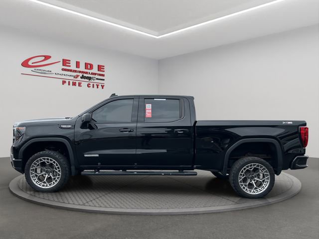 Used 2023 GMC Sierra 1500 Elevation w/ Preferred Package AWD/4WD image 2