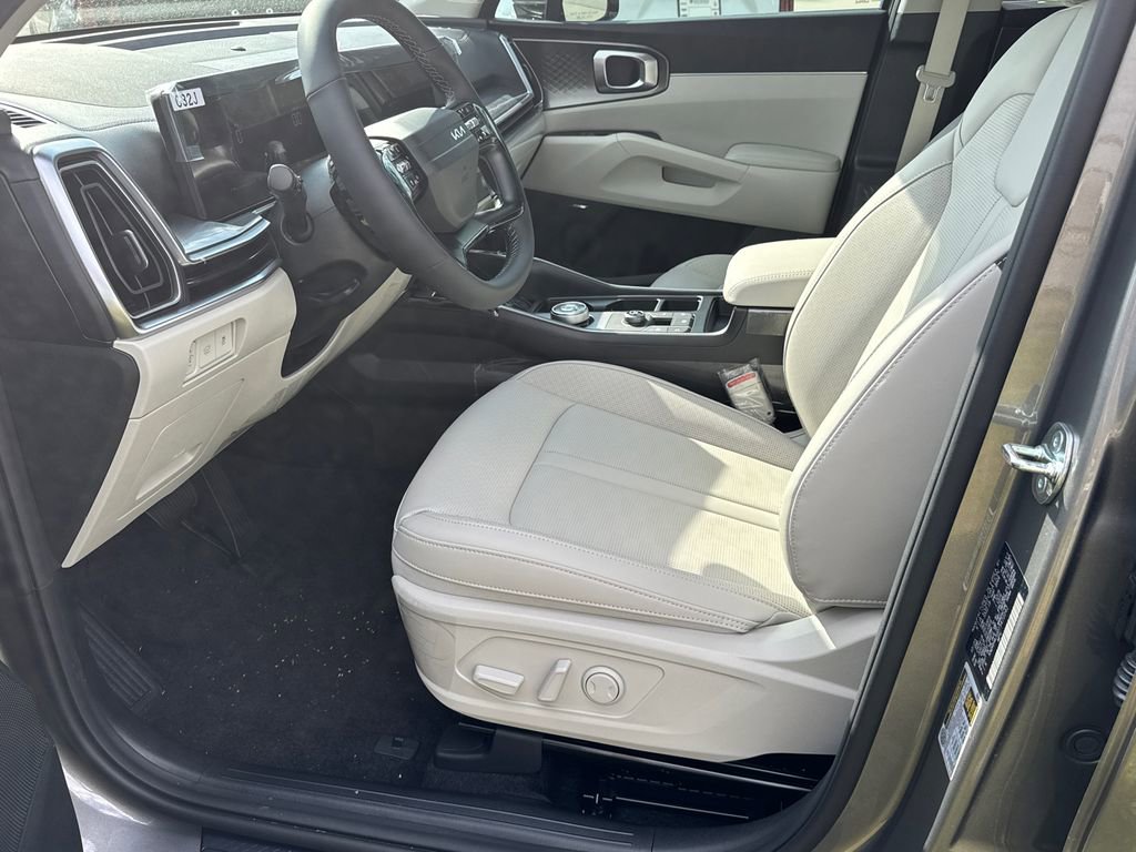 New 2026 Kia Sorento EX w/ EX Premium Package FWD image 9