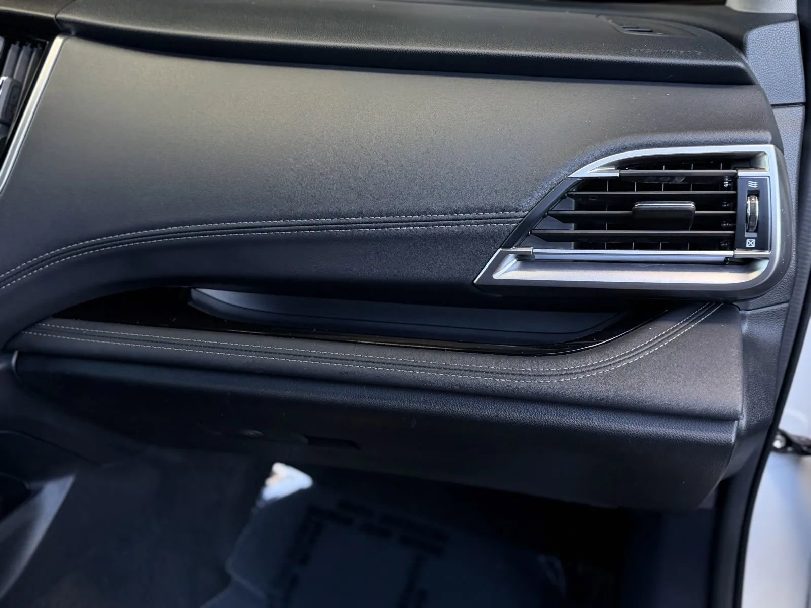 Used 2024 Subaru Outback Limited XT image 38