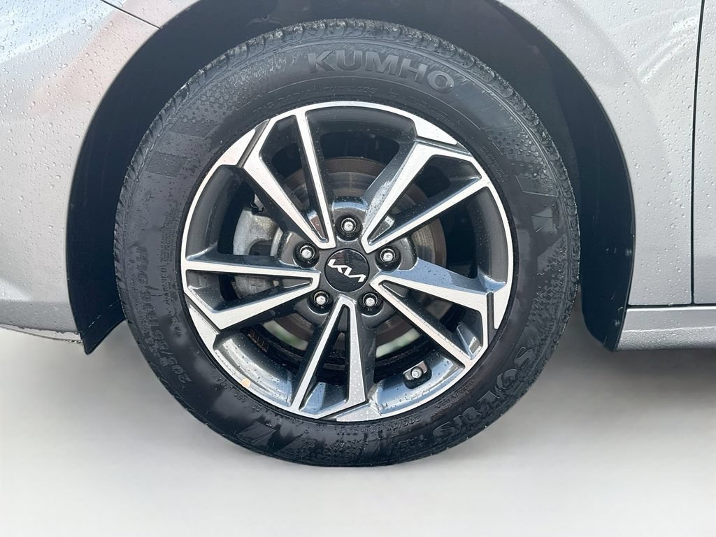 Certified 2023 Kia Forte LXS FWD image 32