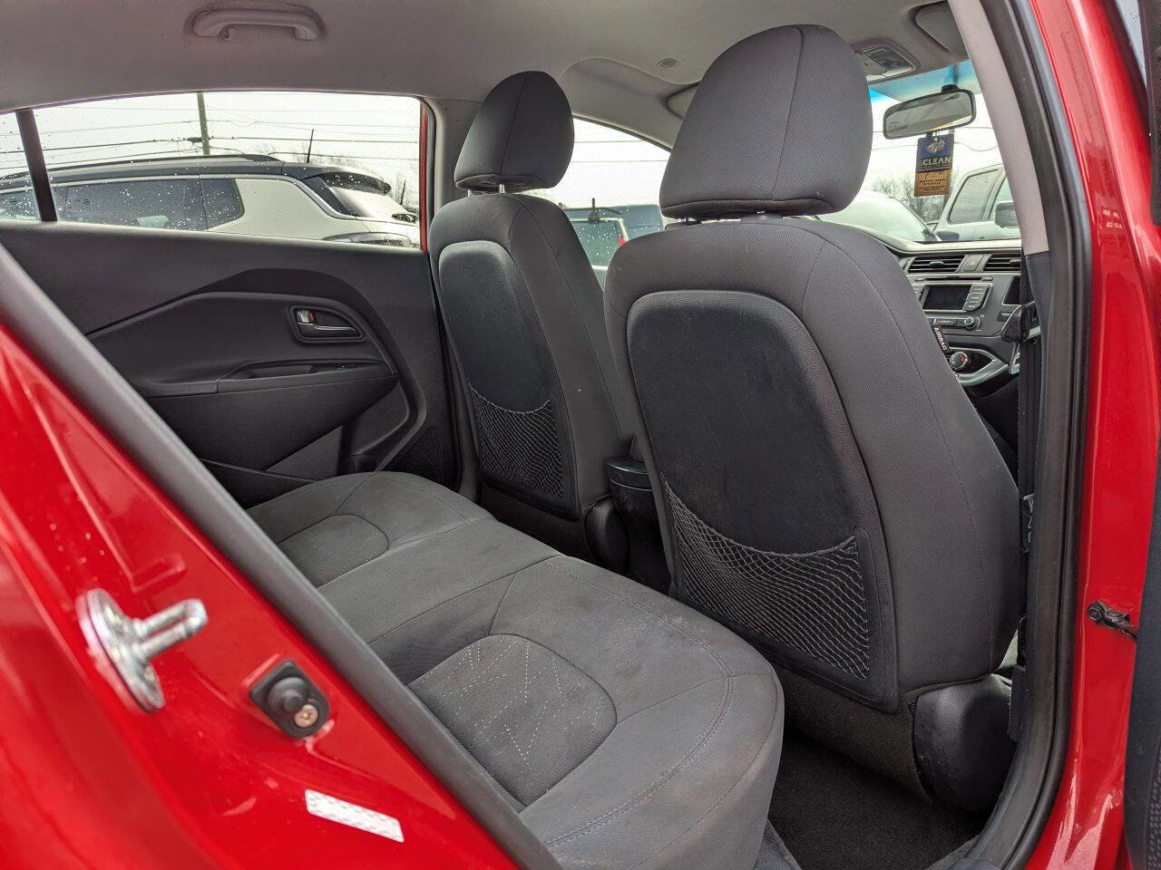 Used 2013 Kia Rio EX w/ Convenience Pkg image 18