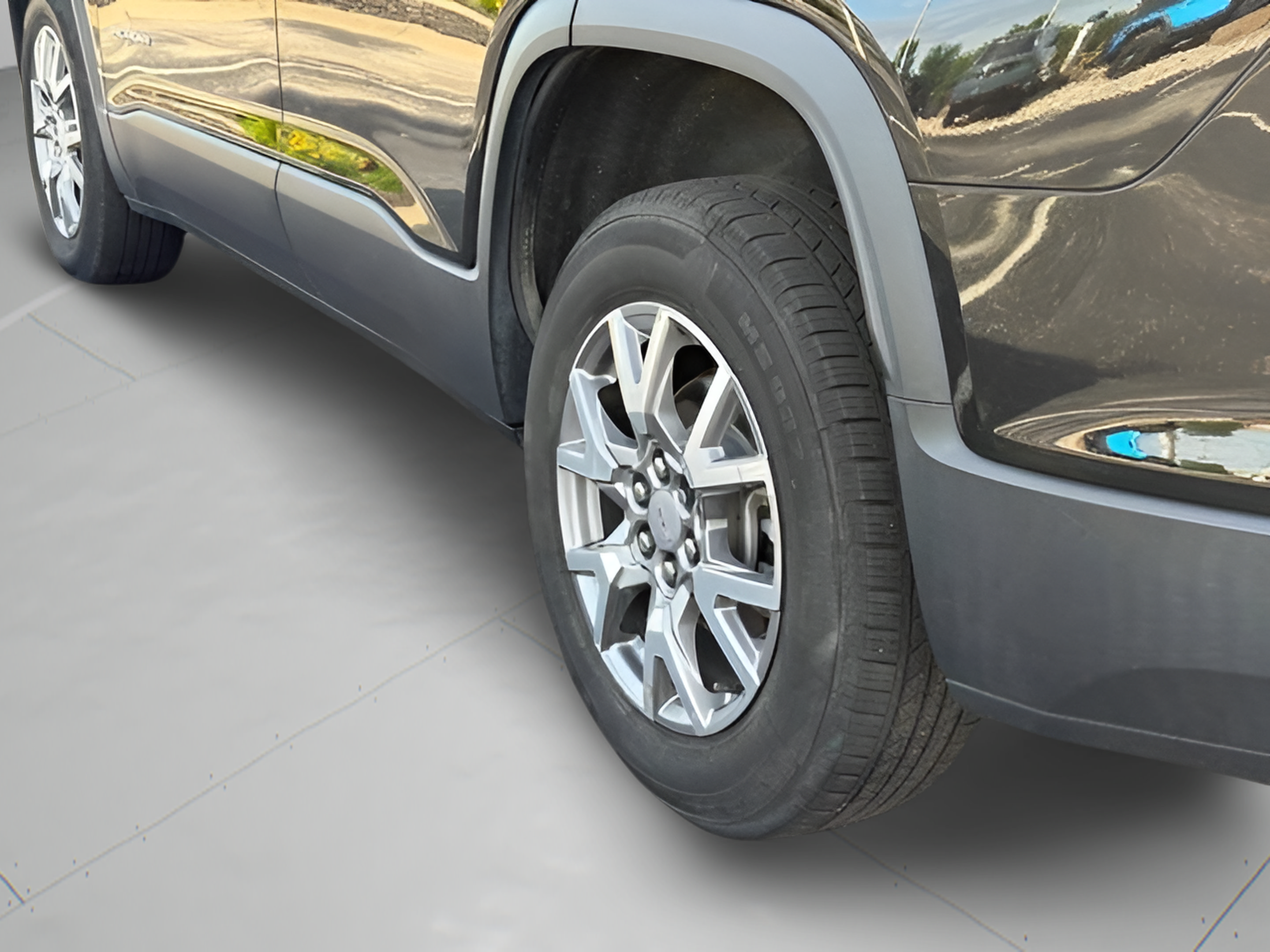 Used 2020 GMC Acadia SLT FWD image 34