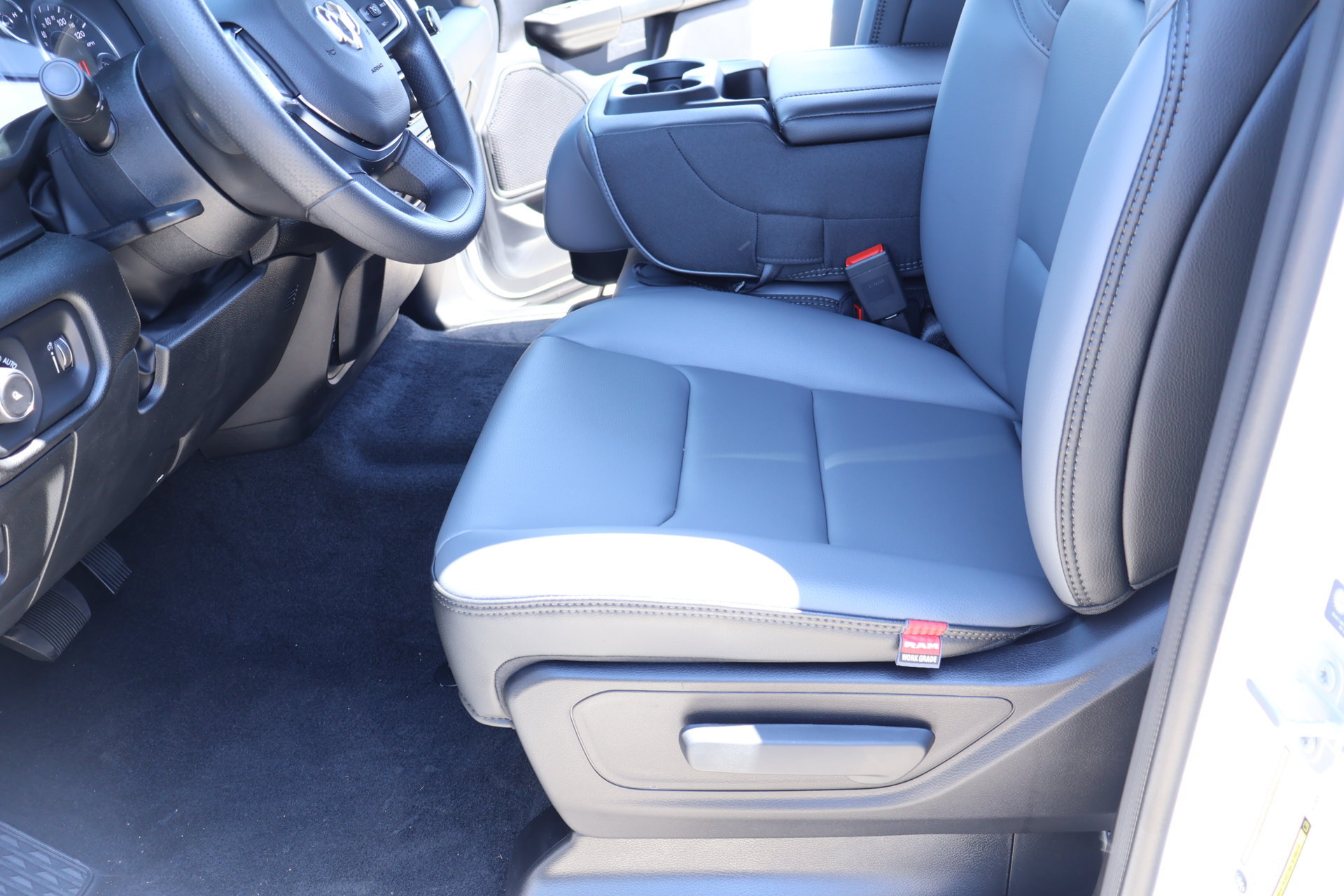 New 2026 RAM 1500 Tradesman AWD/4WD image 10