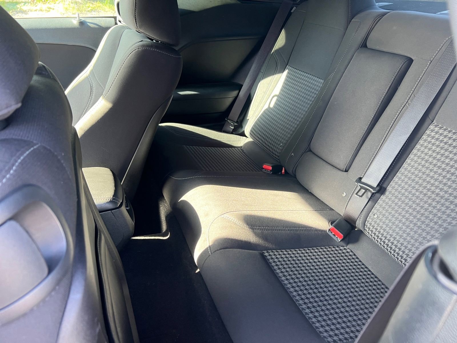 Used 2019 Dodge Challenger SXT w/ Blacktop Package RWD image 25