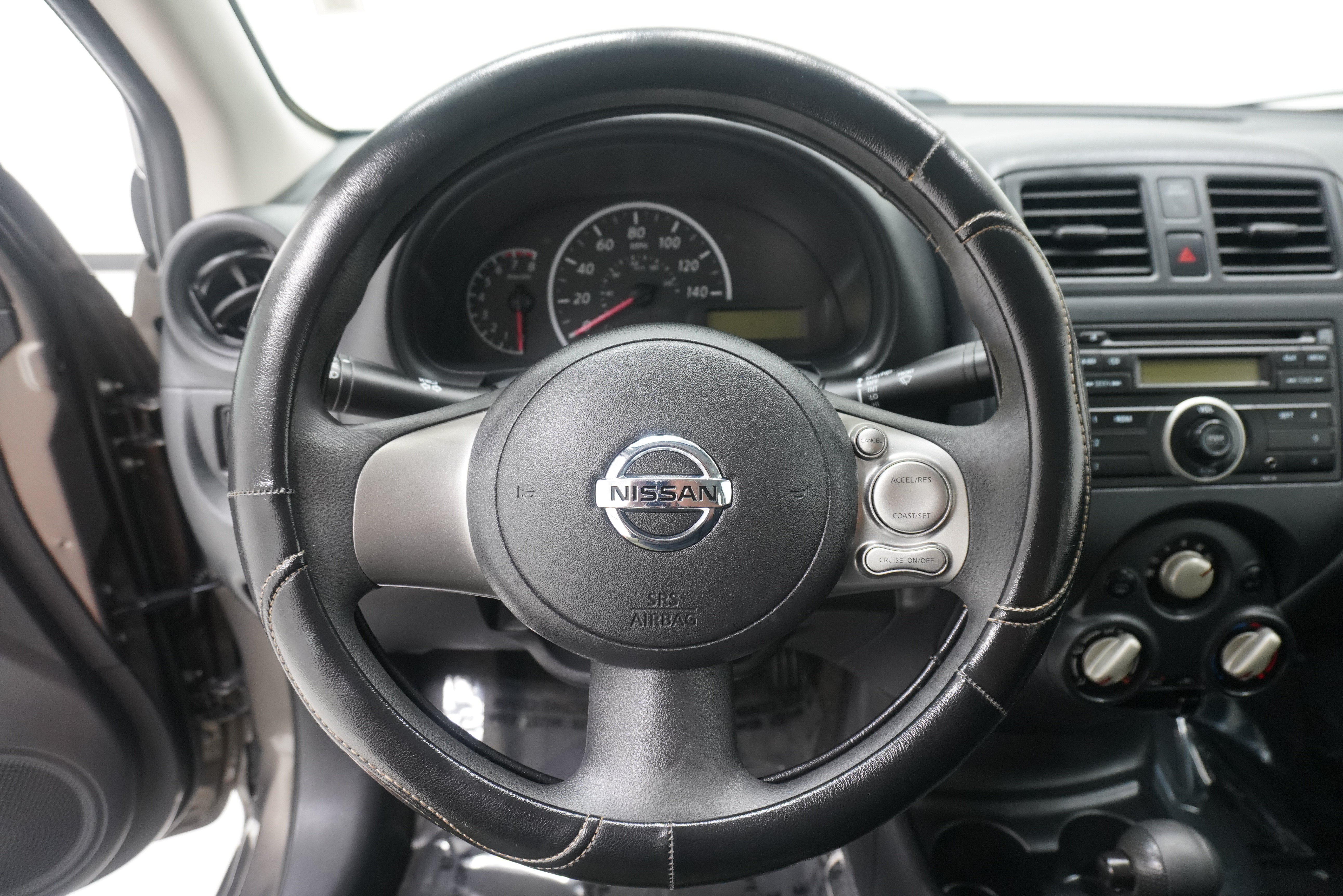 Used 2014 Nissan Versa S Plus FWD image 15