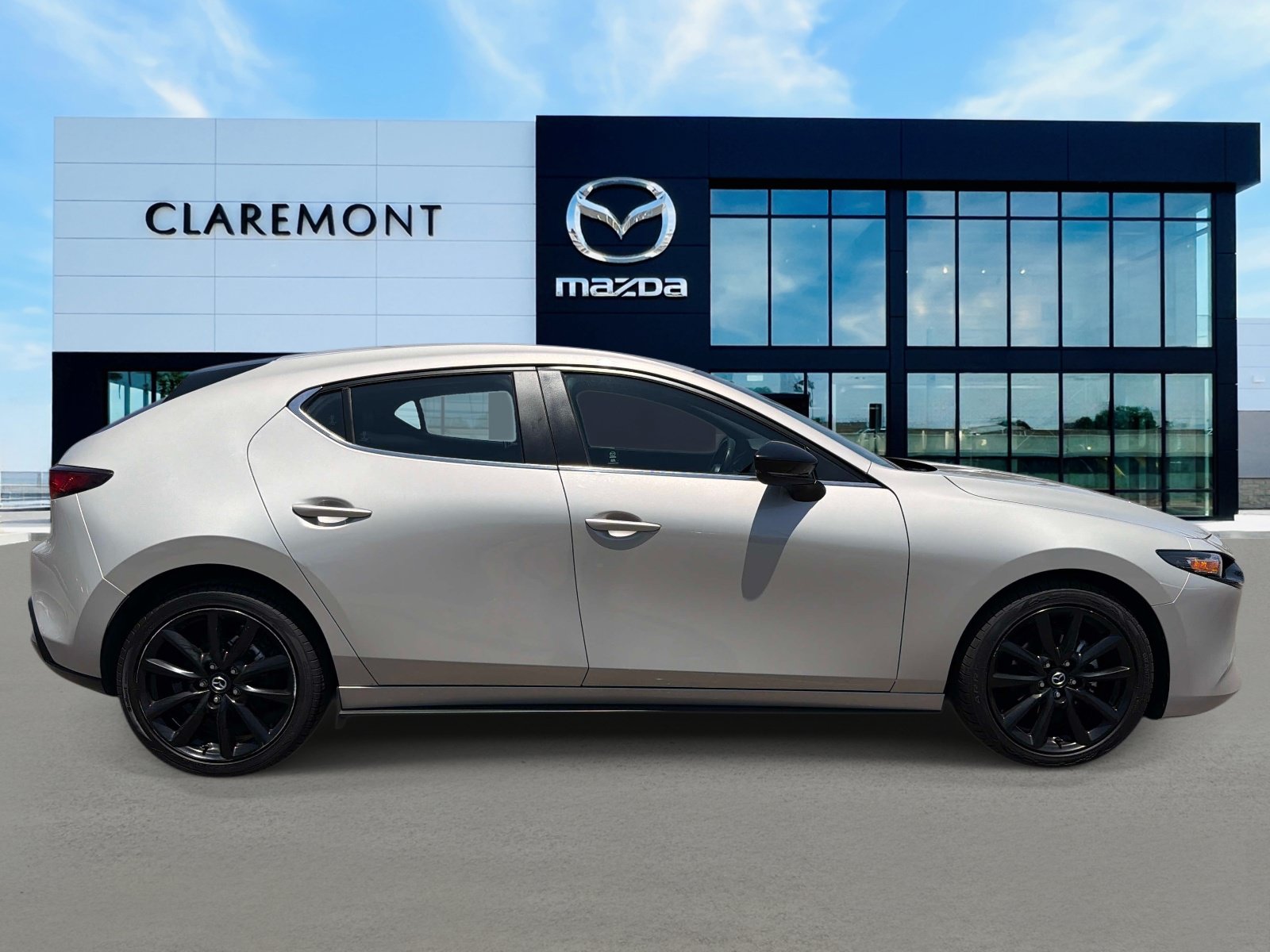 Used 2024 MAZDA MAZDA3 s FWD image 4