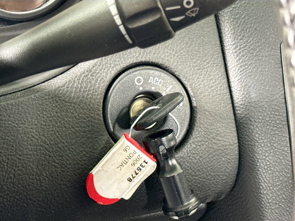 Used 2006 Pontiac G6 GT FWD image 15