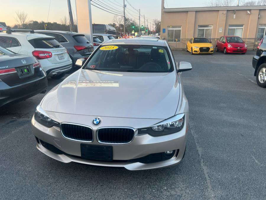 Used 2015 BMW 320i xDrive Sedan image 4