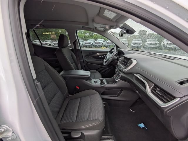 Used 2023 GMC Terrain SLE w/ Driver Convenience Package AWD/4WD image 34