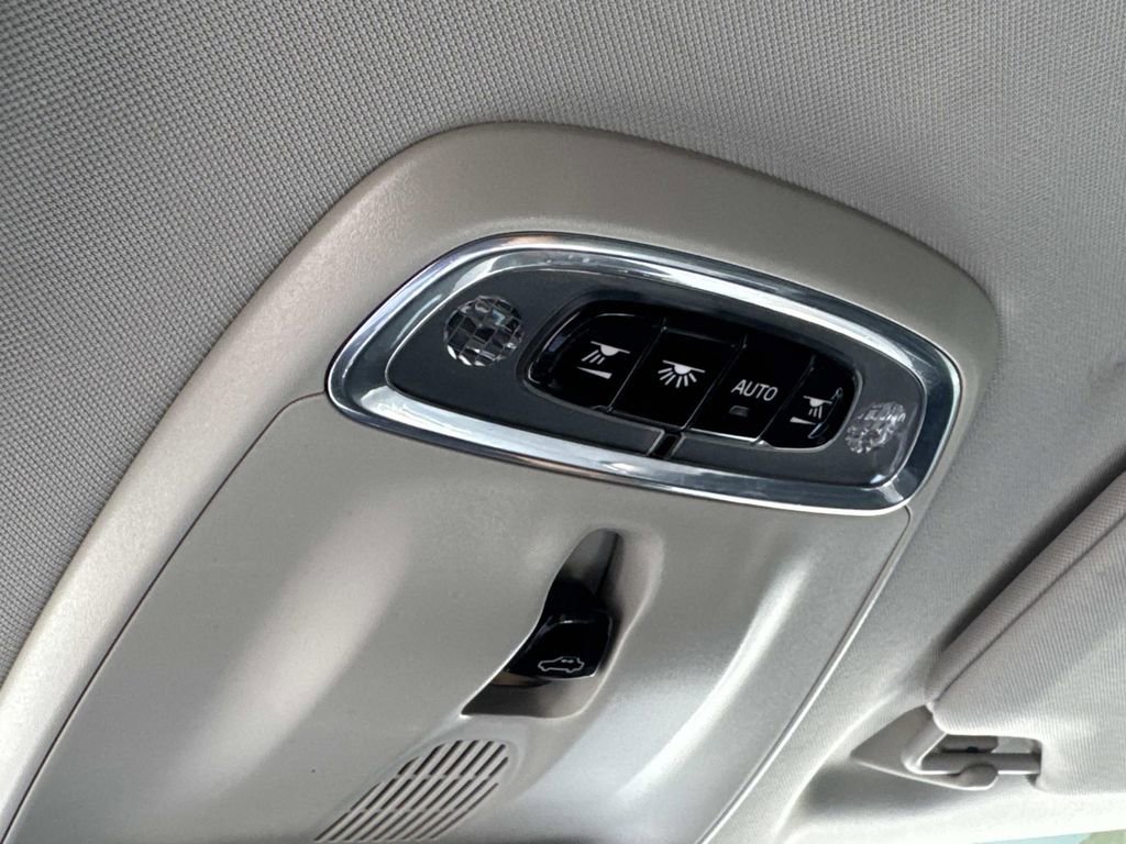 Used 2020 Volvo XC90 T6 Momentum image 31