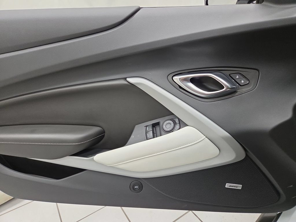 Used 2023 Chevrolet Camaro LT w/ Technology Package RWD image 19