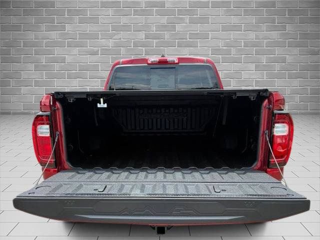 Used 2024 GMC Canyon AT4X AWD/4WD image 5