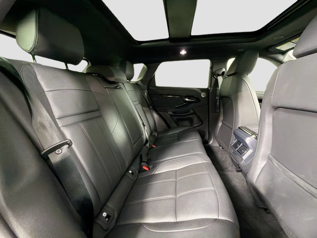 Used 2026 Land Rover Range Rover Evoque Dynamic SE AWD/4WD image 29