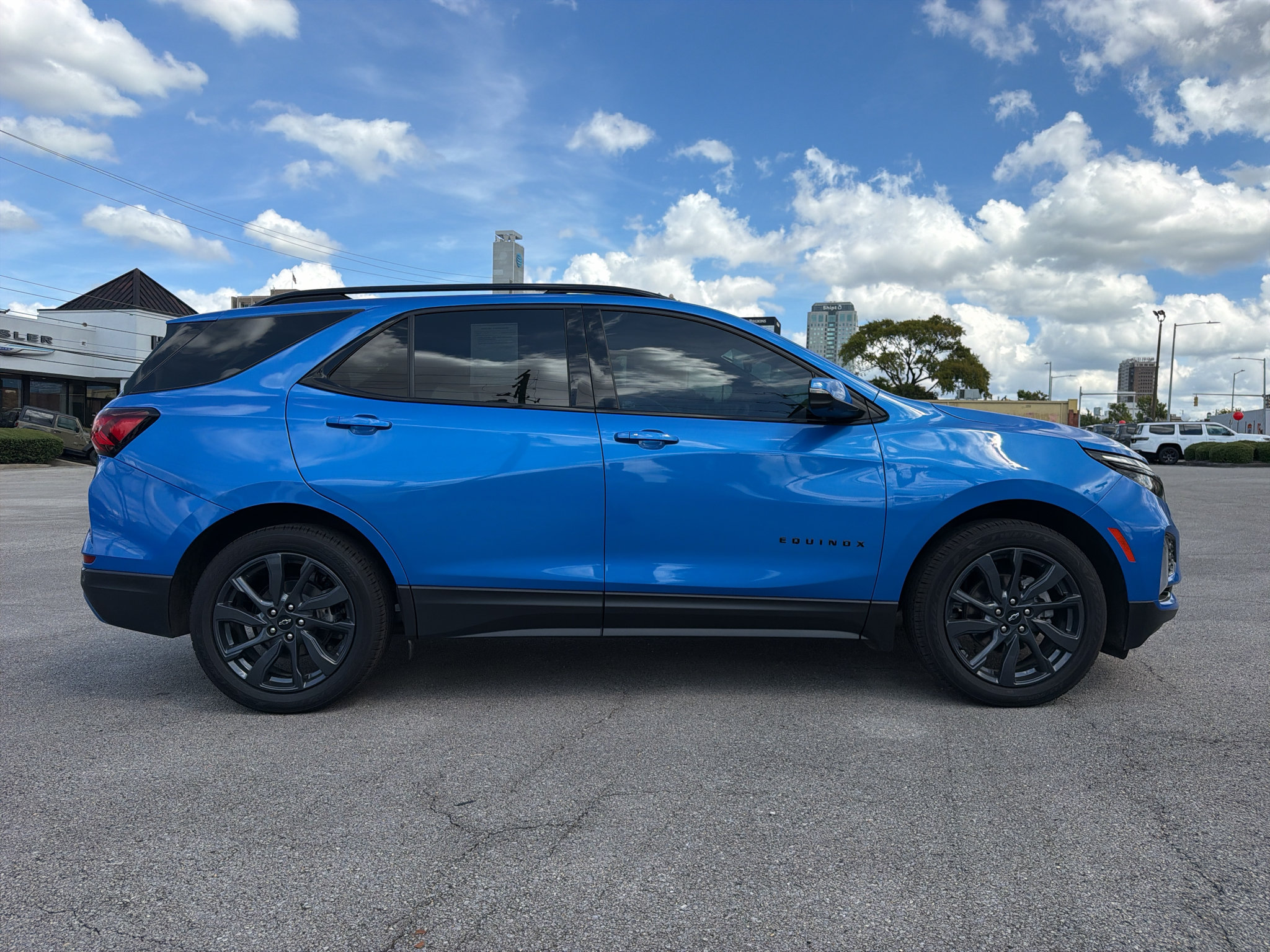 Used 2024 Chevrolet Equinox RS w/ RS Leather Package FWD image 5