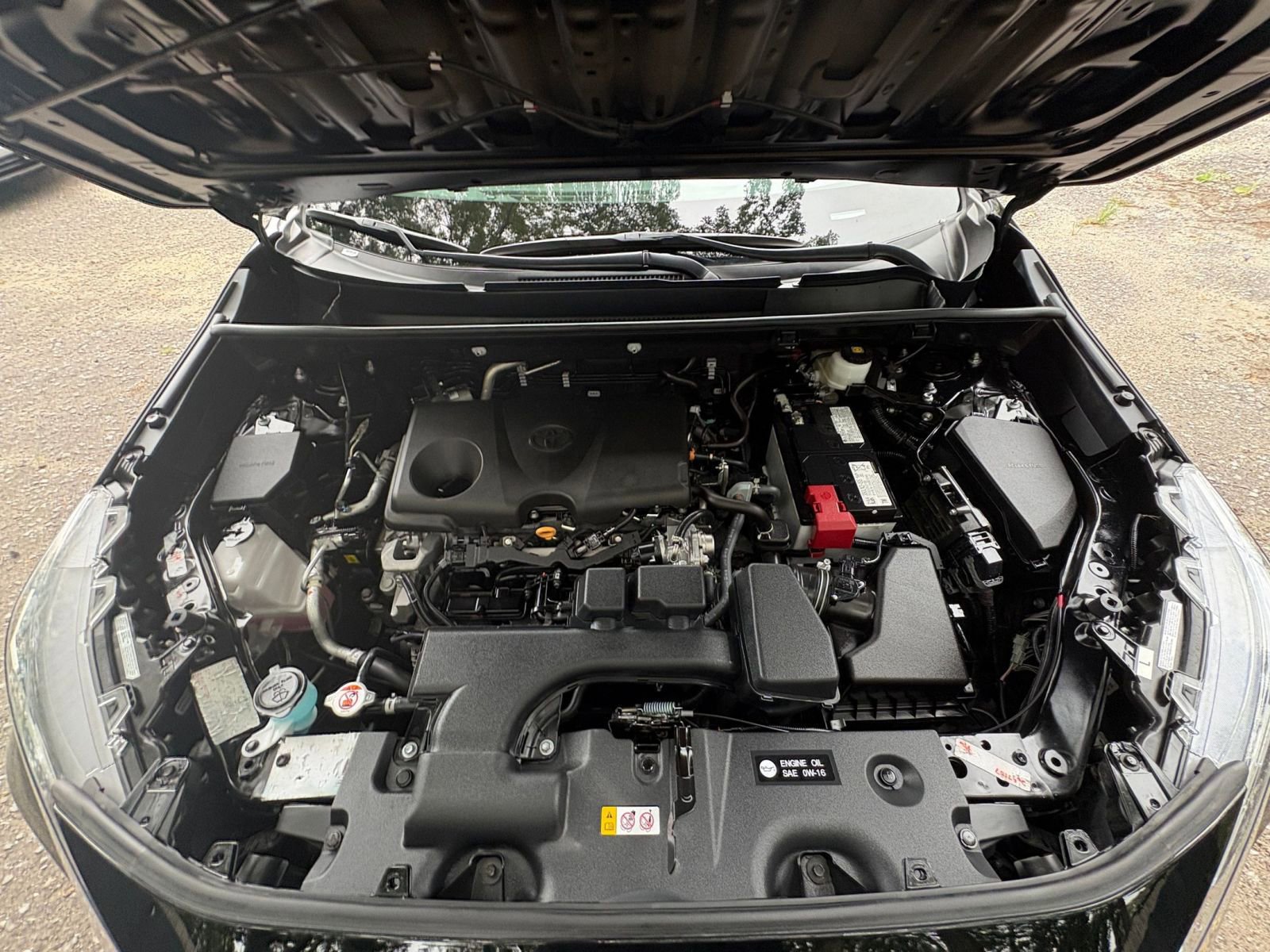 Used 2024 Toyota RAV4 XLE image 30