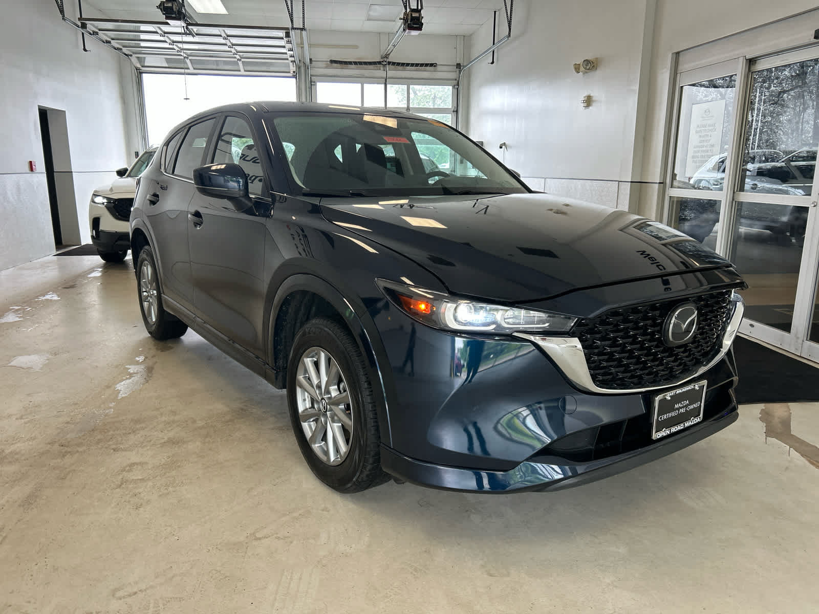 Certified 2025 MAZDA CX-5 AWD 2.5 S w/ Preferred Package image 15