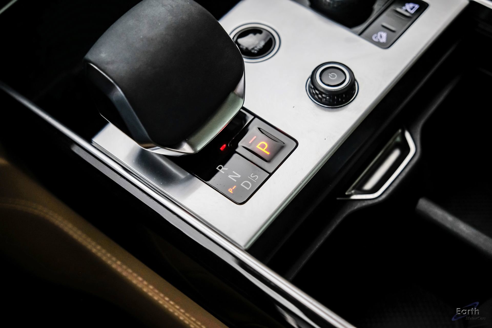 Used 2023 Land Rover Range Rover SE image 54