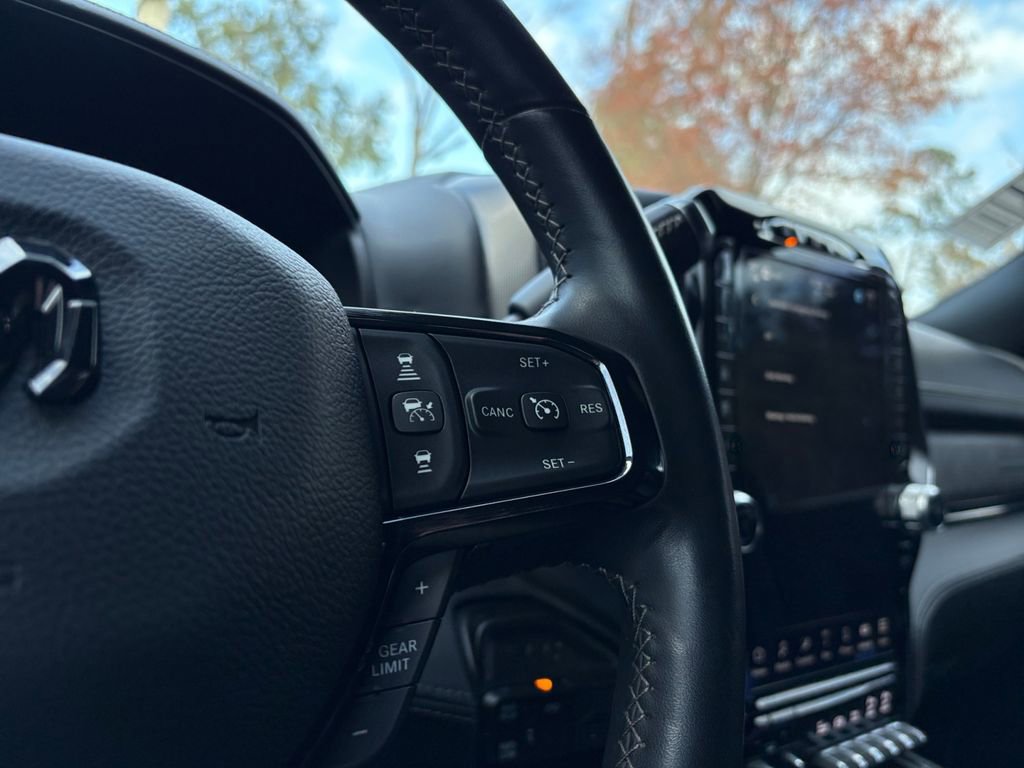 Used 2023 RAM 2500 Limited image 17