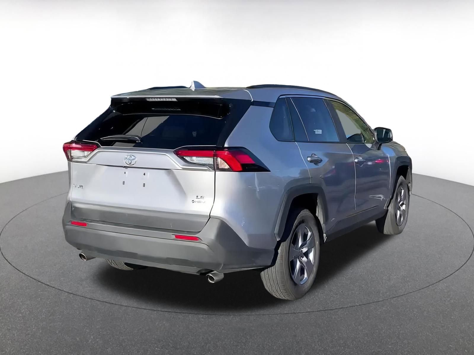 Used 2025 Toyota RAV4 LE image 14