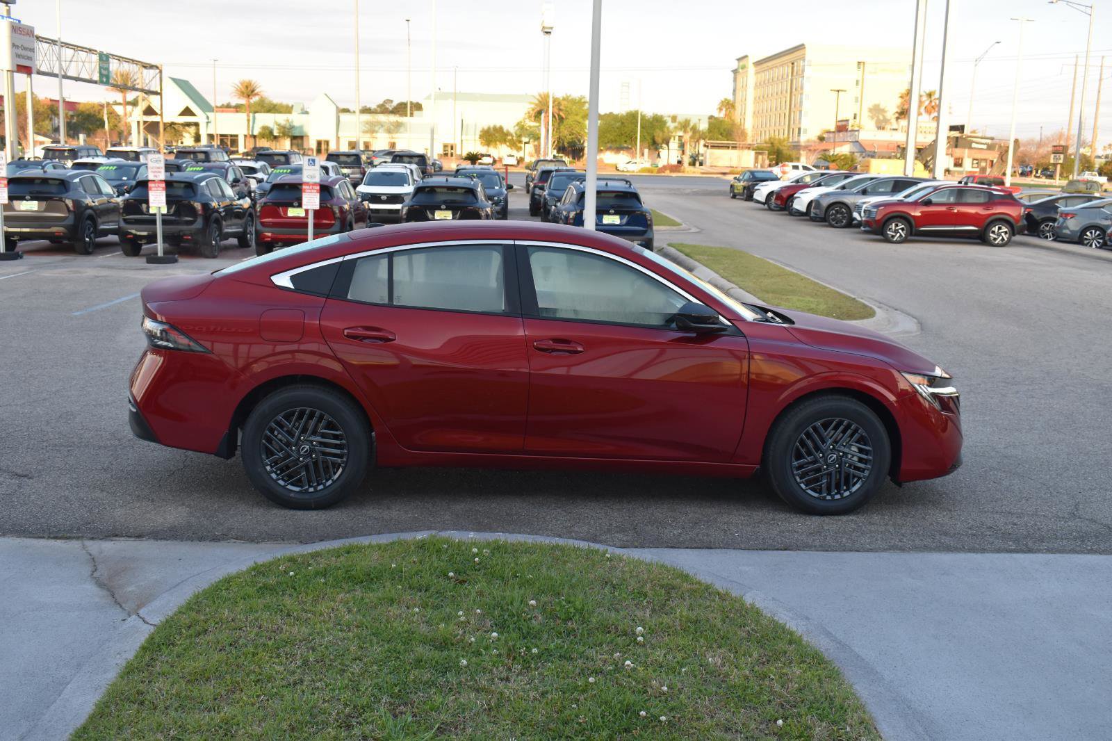 Used 2026 Nissan Sentra SV w/ SV Convenience Package FWD image 12