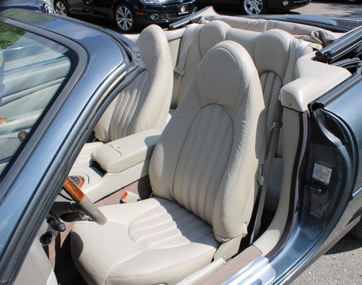 Used 2000 Jaguar XK8 Convertible RWD image 19