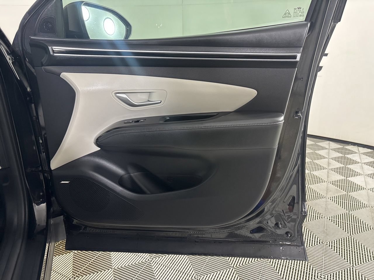 Used 2024 Hyundai Tucson Limited FWD image 31