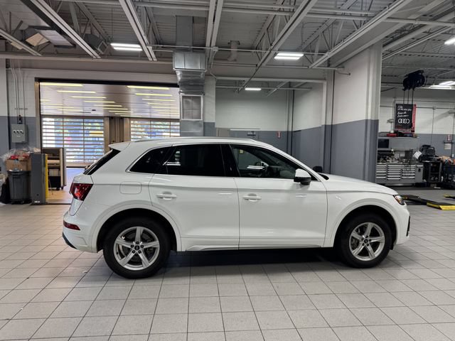 Used 2021 Audi Q5 2.0T Premium Plus w/ Convenience Package AWD/4WD image 4