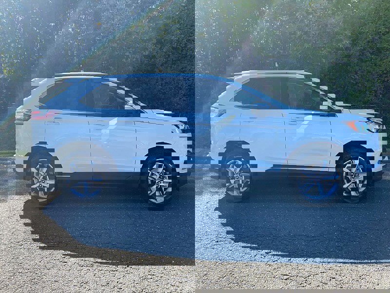 Certified 2022 Ford Edge SEL w/ Convenience Package image 4