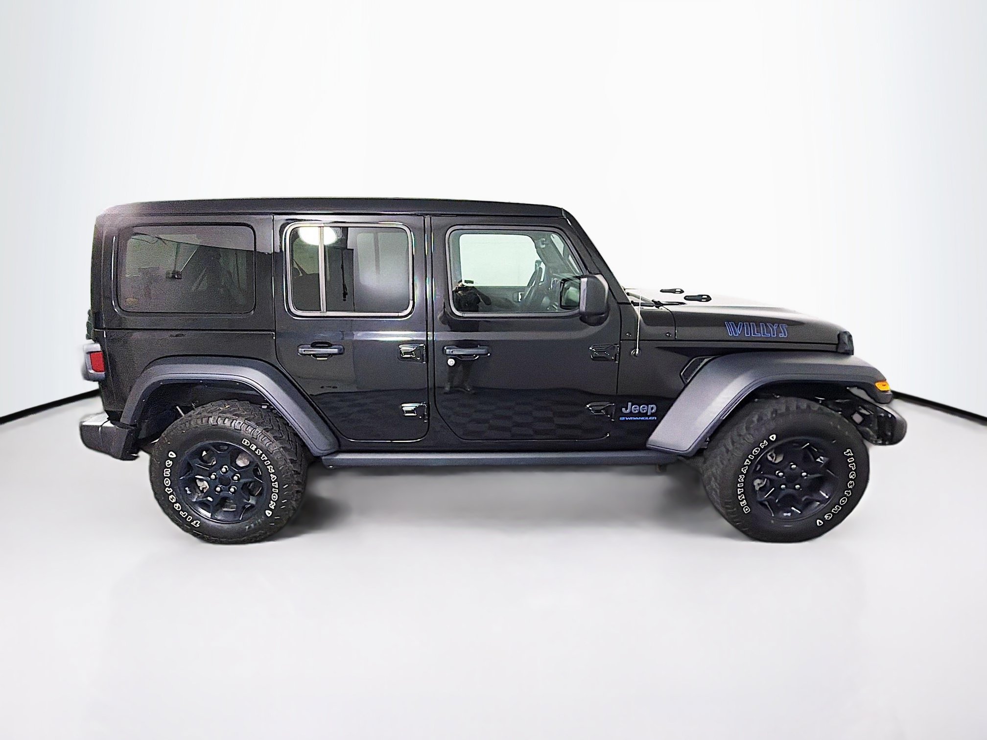 Used 2023 Jeep Wrangler Unlimited w/ Sun & Screen Package AWD/4WD image 10