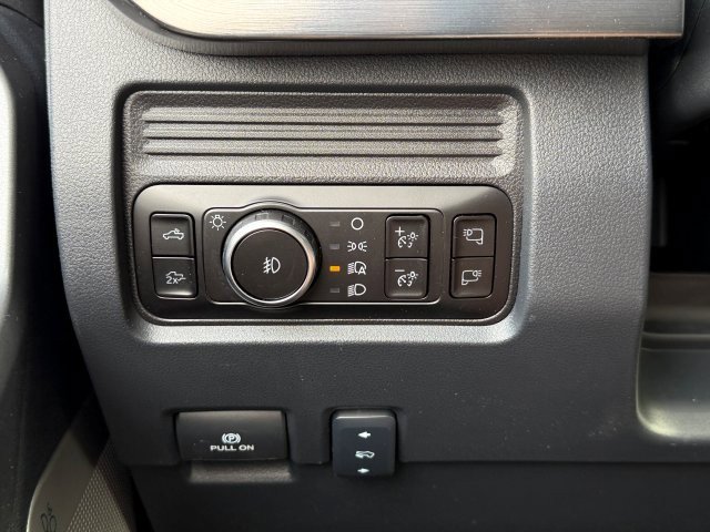 New 2025 Ford F350 Lariat w/ Lariat Ultimate Package image 31